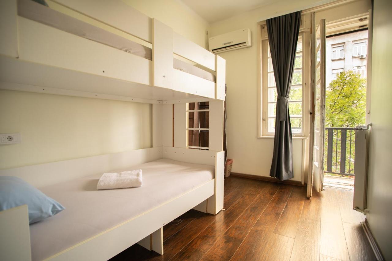 All In Hostel Белград Екстериор снимка